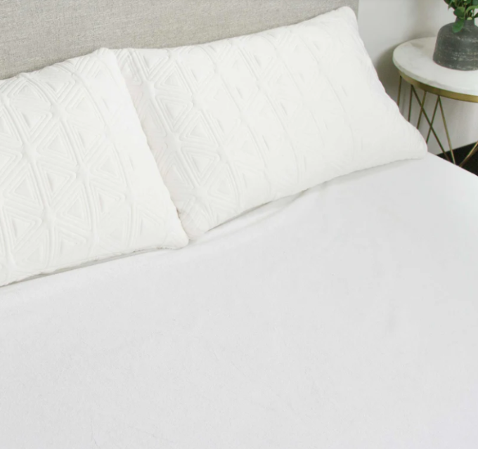 BedTech Comfort Rest Pillow