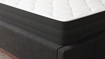 Bear Original Hybrid mattress close-up