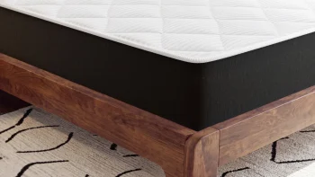 Bear Original mattress close-up