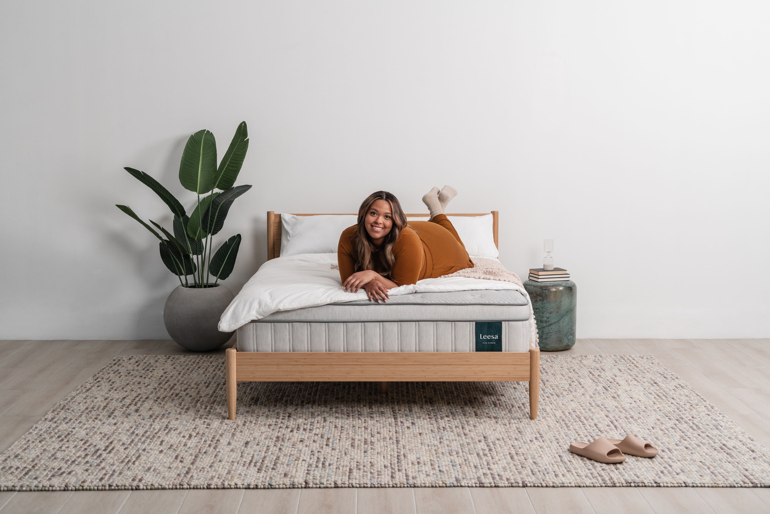 Leesa Plus Hybrid — lifestyle front sleeper