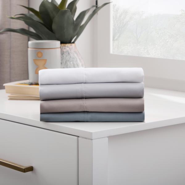 Malouf Brushed Microfiber sheet set - White colorway detail